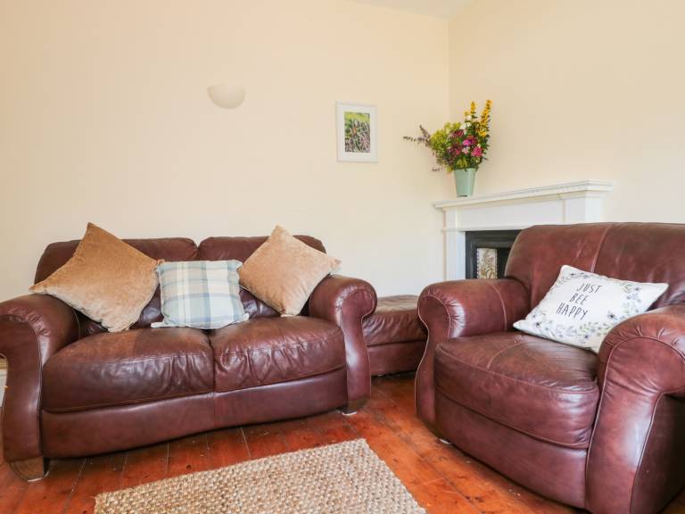 Fully equipped cottage with yard & barbecue | Dogs allowed — photo 3