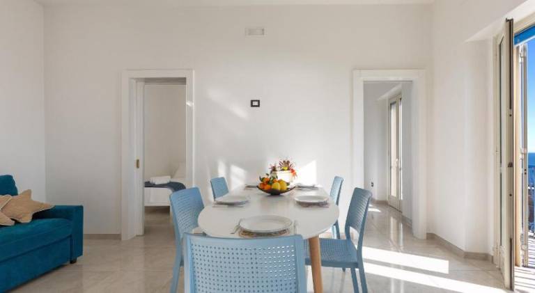 Apartment with 2 rooms for 5 persons — photo 4