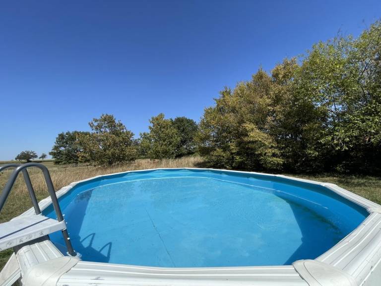 Gite with yard — photo 4