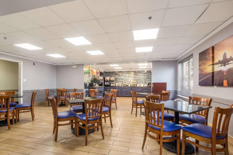 Quality Inn & Suites CVG Airport — photo 5