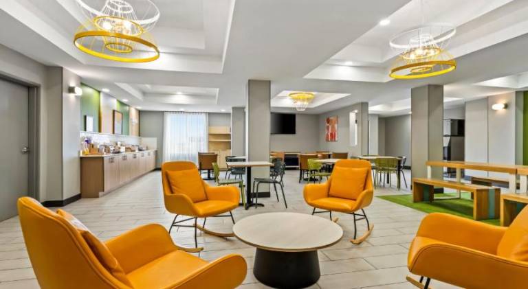 Spark by Hilton Catoosa Tulsa — photo 2