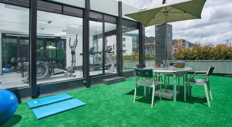 Hotel 100 Luxury Suites by Preferred — photo 4