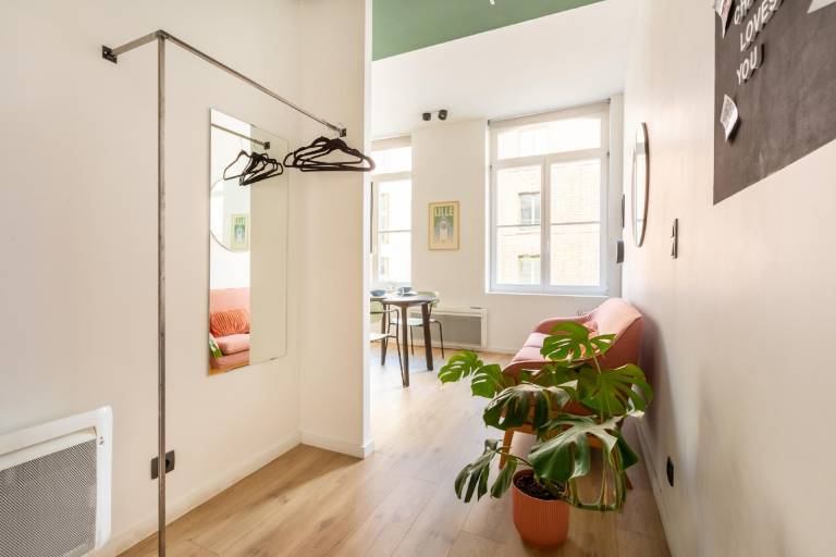 Holiday apartment | Next to Lille Cathedral | Pet-friendly — photo 3