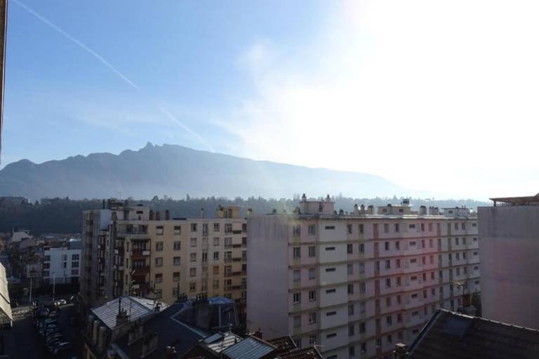 Fully equipped apartment | Pet-friendly in Aix-les-Bains