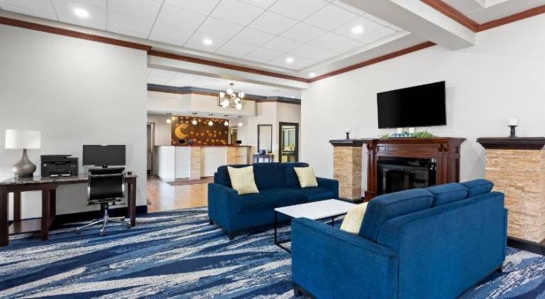 Comfort Inn & Suites Kenosha-Pleasant Prairie — photo 5