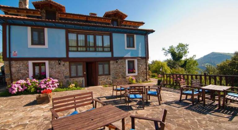 House with garden, BBQ & terrace | Good for workation — photo 3