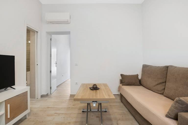 Apartment 'Apartamento Guzmán A' with Private Terrace, Wi-Fi and Air Conditioning — photo 4