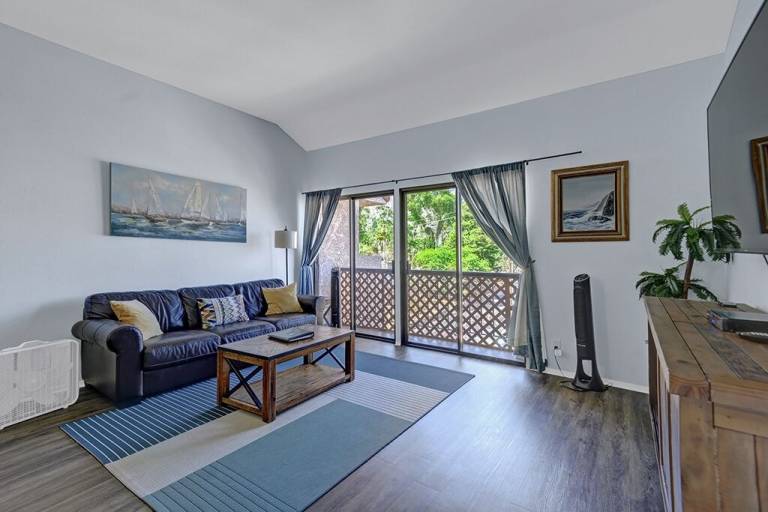 Condo Avalon