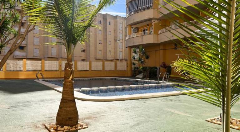 Holiday apartment with terrace & private pool — photo 2