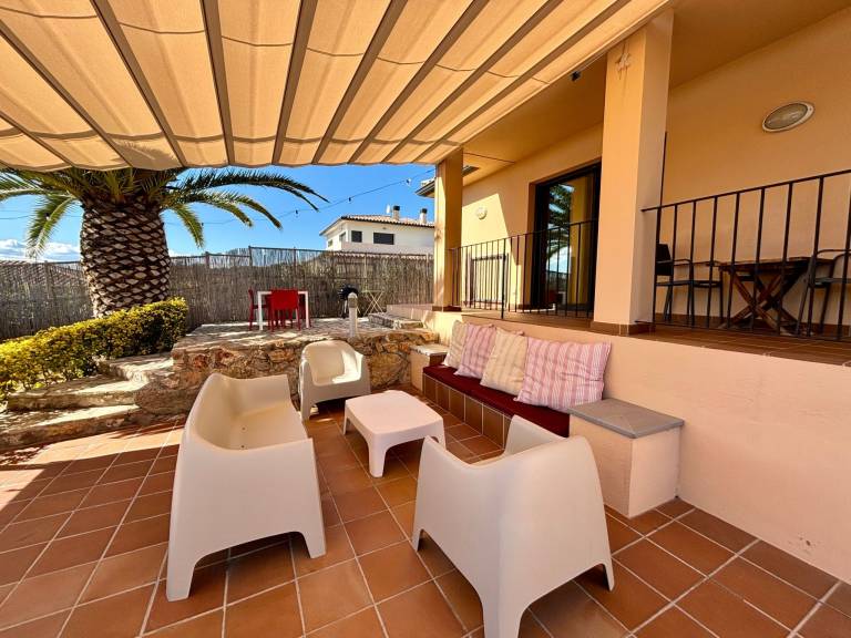 House with terrace, barbecue & private pool — photo 3