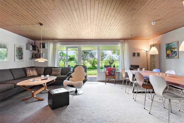 Vacation home with patio, sauna & grill — photo 2