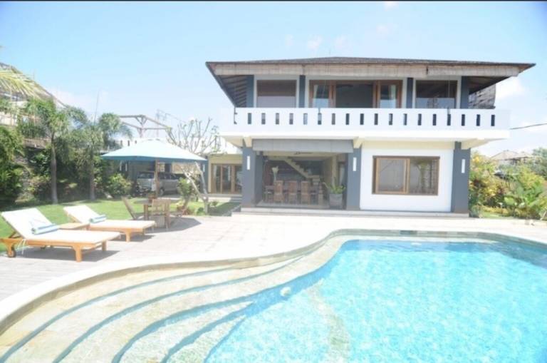 Villa  Nusa Dua Beach