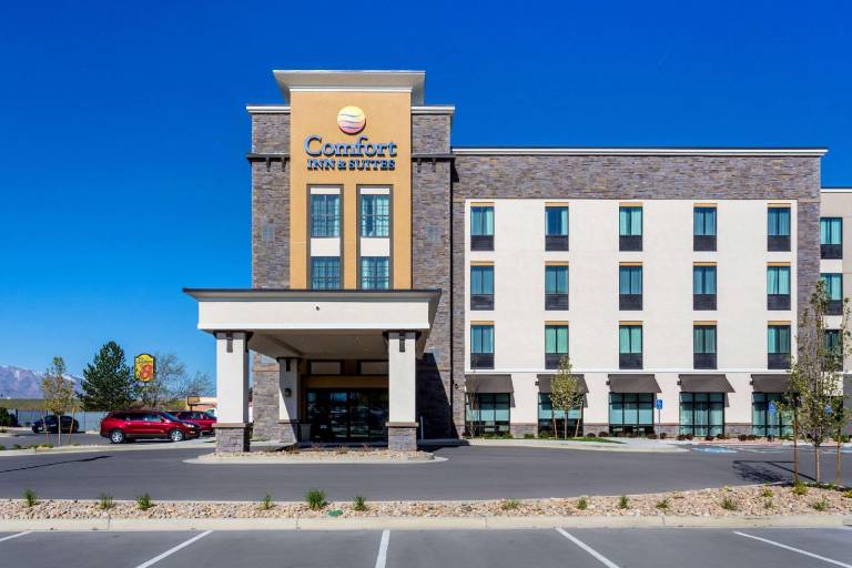 Comfort Inn & Suites Salt Lake City Airport in Salt