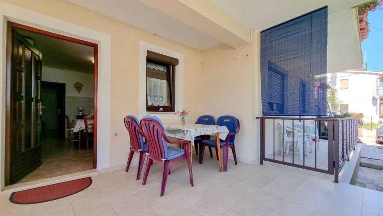Nice holiday apartment with terrace & grill | Pets allowed — photo 4