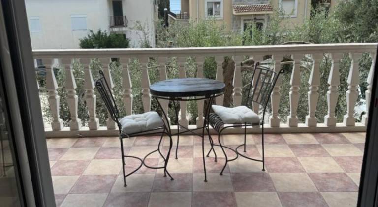 Charming apartment | Close to the beach | Dogs allowed in Becici