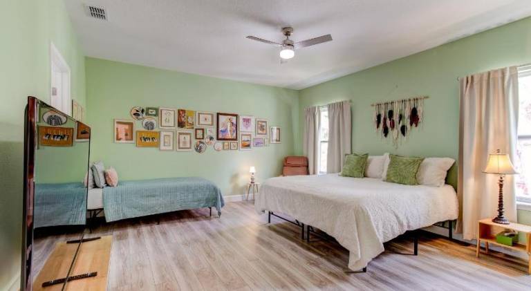 House with 4 rooms for 10 persons — photo 2