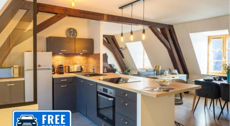 Holiday apartment with 2 rooms for 6 persons in Loches