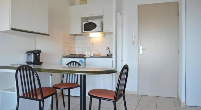 Holiday apartment with 1 room for 4 persons — photo 4