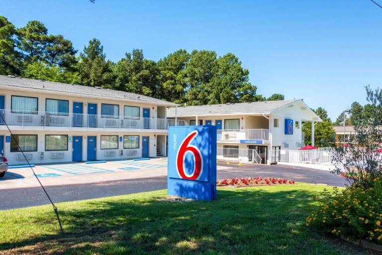Motel 6 Longview, TX — photo 3