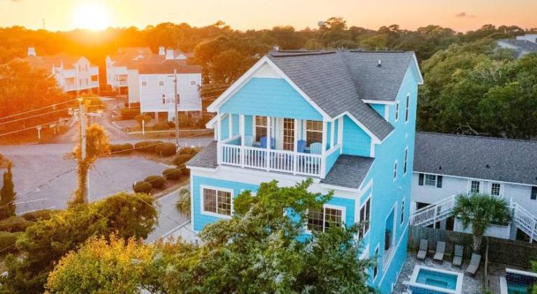 House with pool in Garden City, SC
