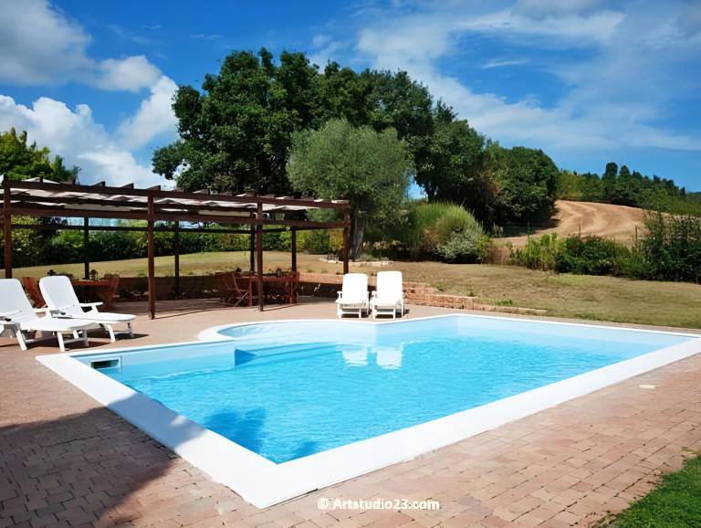 House with hot tub, pool & barbeque | Good for workation in Pesaro