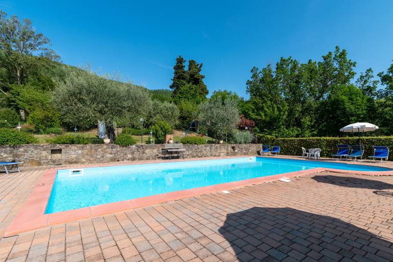 Agriturismo Pierle Cuiano La Loggia with Mountain Views, Shared Pool and Wi-Fi in Cortona