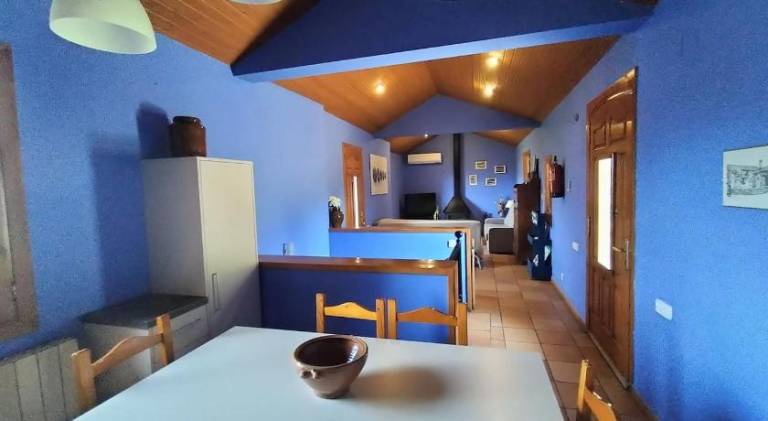 House with 2 rooms for 6 persons — photo 4