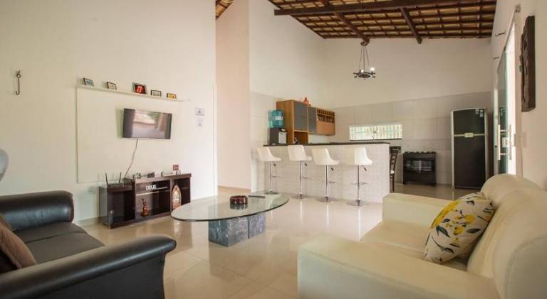 Pleasant vacation home with pool | Pets allowed — photo 2