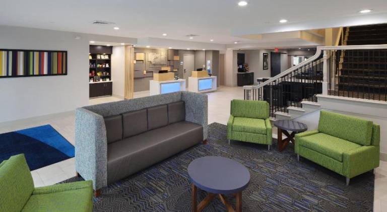 Holiday Inn Express Grand Rapids Southwest By IHG — photo 3