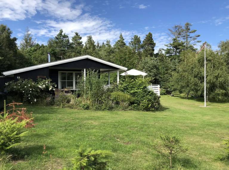 Child-friendly house with patio, garden & grill | Dogs allowed — photo 2