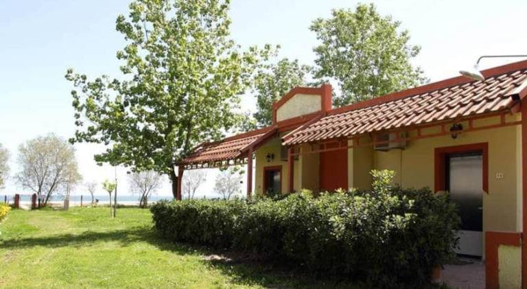 ODYSSEIA Camping & Bungalows in Katerini