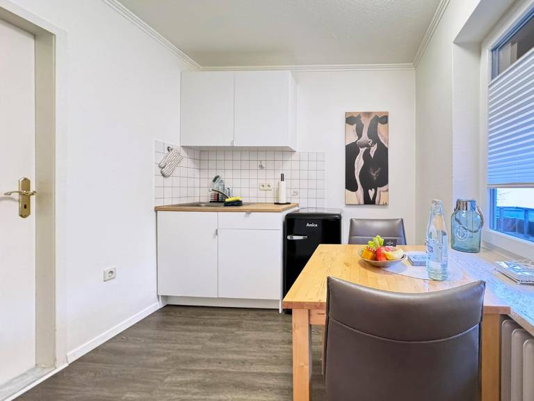 Rental apartment with patio | Perfect for remote work — photo 3