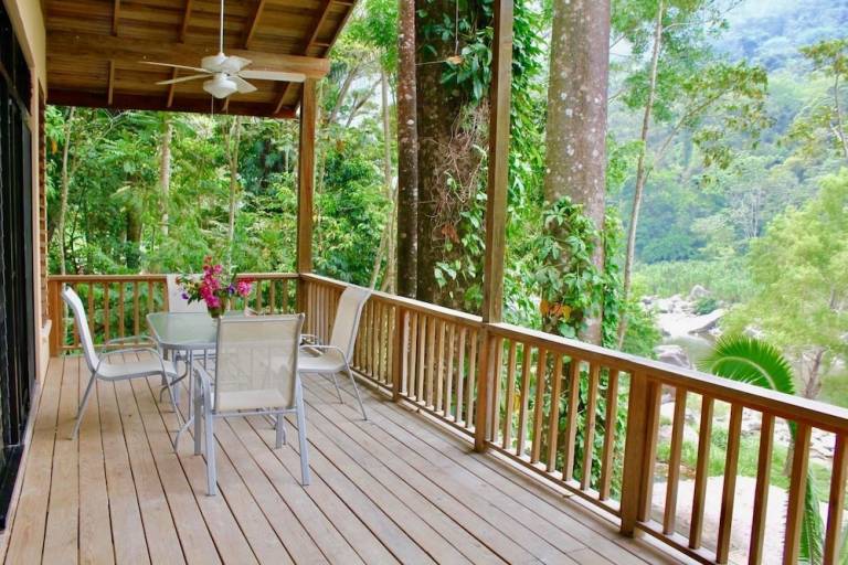 Posada  La Ceiba