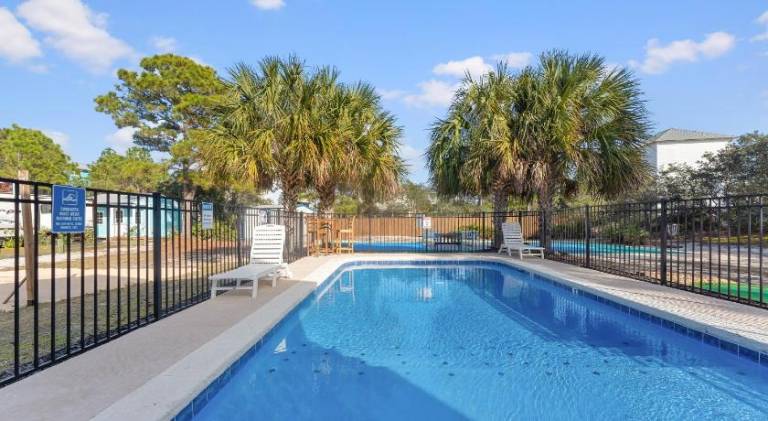 House with pool | Pets allowed — photo 3
