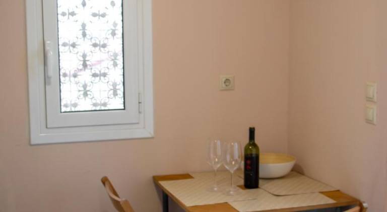 Lazarus Private House — photo 5