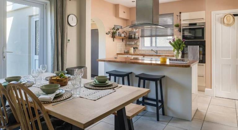 House with 3 rooms for 5 persons — photo 3