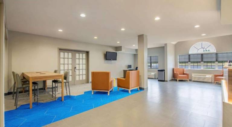 Microtel Inn & Suites by Wyndham Anderson/Clemson — photo 4