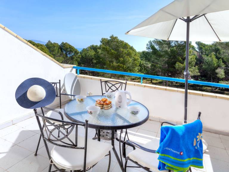 Child-friendly holiday apartment with pool, garden & patio | Nature view | Close to the beach | Pets are welcome — photo 4