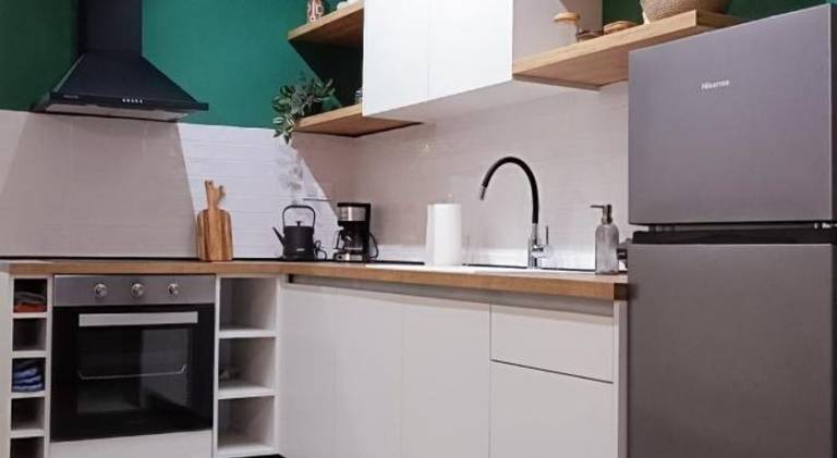 Rental apartment with patio | Next to Hagia Sophia in Thessaloniki