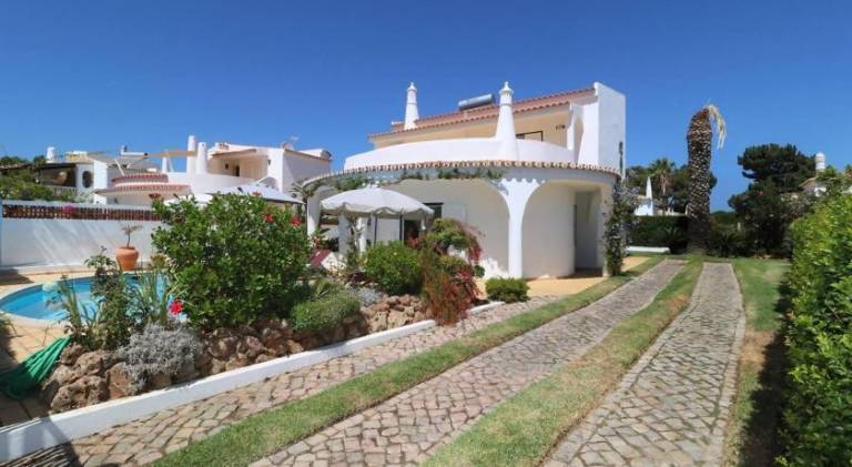 Fully equipped pleasant villa with barbeque & pool | Dogs allowed — photo 5