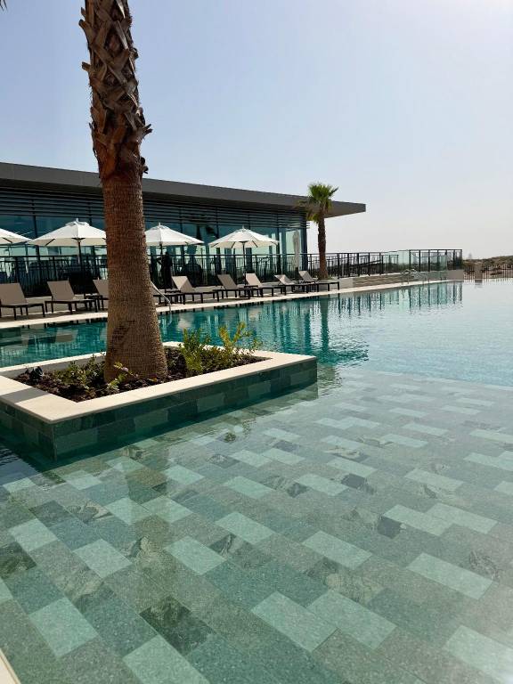 Fully equipped vacation home with pool | Water view | Good for workation | Pets are welcome — photo 5