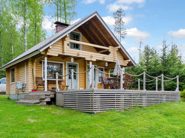 Vacation home with terrace & sauna | Nature view — photo 2