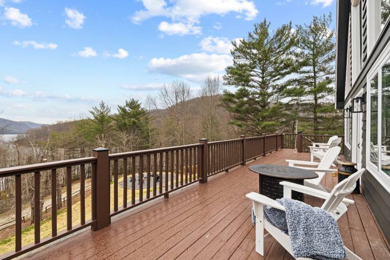 Chalet Nantahala Lake