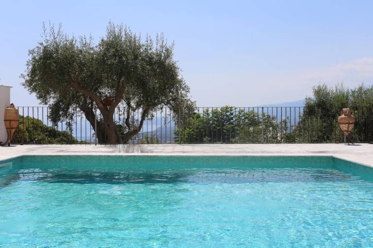 Bed & Breakfast  Taormina