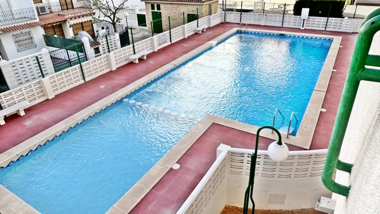 Family-friendly nice holiday apartment with pool, garden & terrace | Close to the beach | Pet-friendly in Gandia