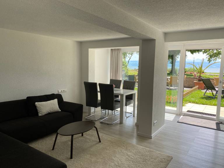 See Apartement mit 45 qm Terrasse Dusche WC max 2 Pers