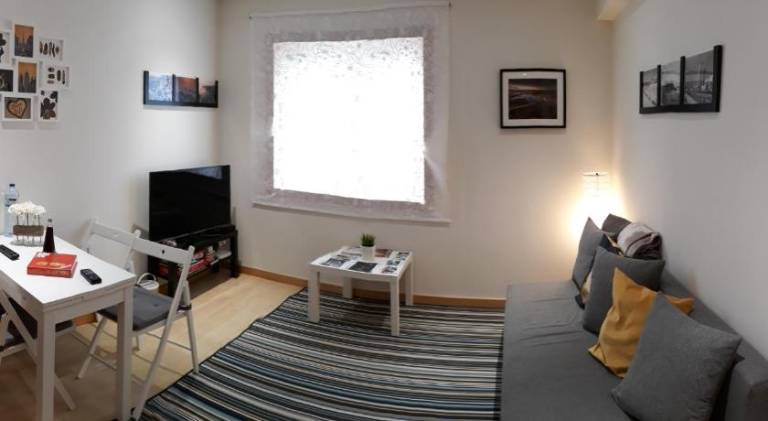 NEW APT center 1 min walk beach/river/casino! — photo 2