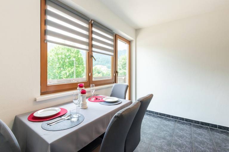 Holiday apartment with patio | Mountain view — photo 3