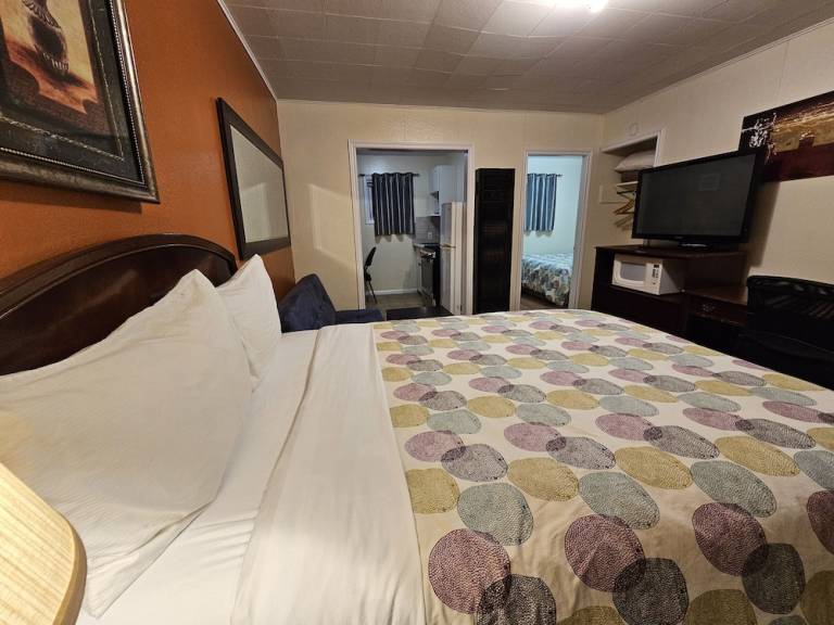 Motel  Pincher Creek