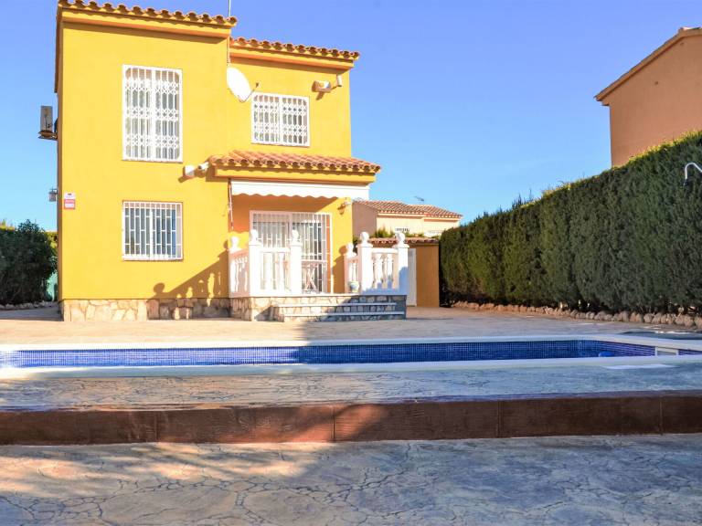 Villa  les Tres Cales